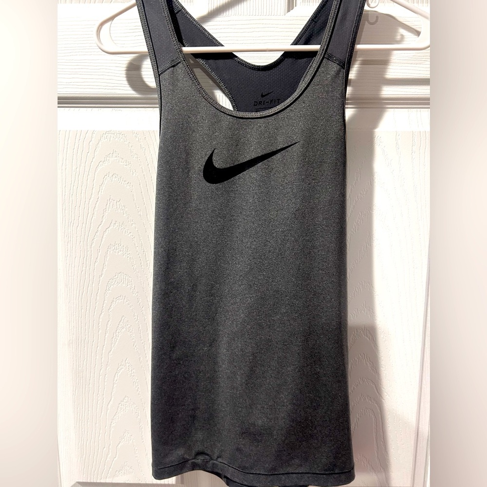 Nike Dri-FIT Racerback Tank Top Gray Black Logo Athletic Small